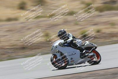 media/Apr-20-2025-AHRMA (Sun) [[393a79c373]]/Race/Group 10/Turn 4b/